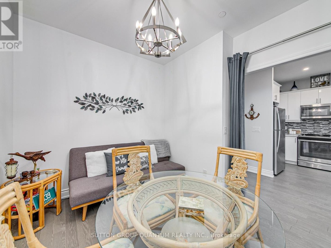 301 90 Orchard Point Road, Lake Simcoe