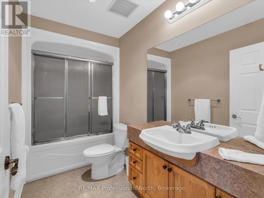 305 130 Steamship Bay Road, Lake Muskoka