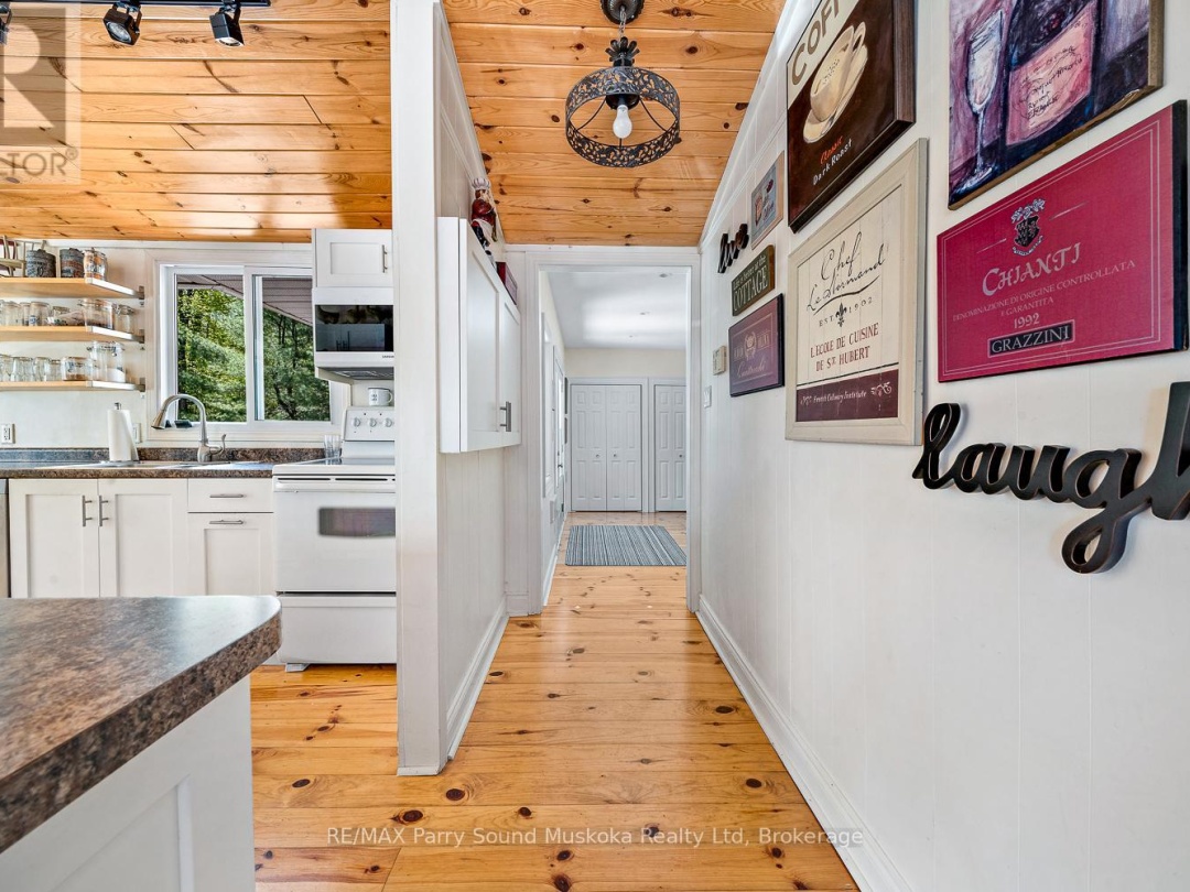 3 Maureen Drive, Little Whitefish Lake