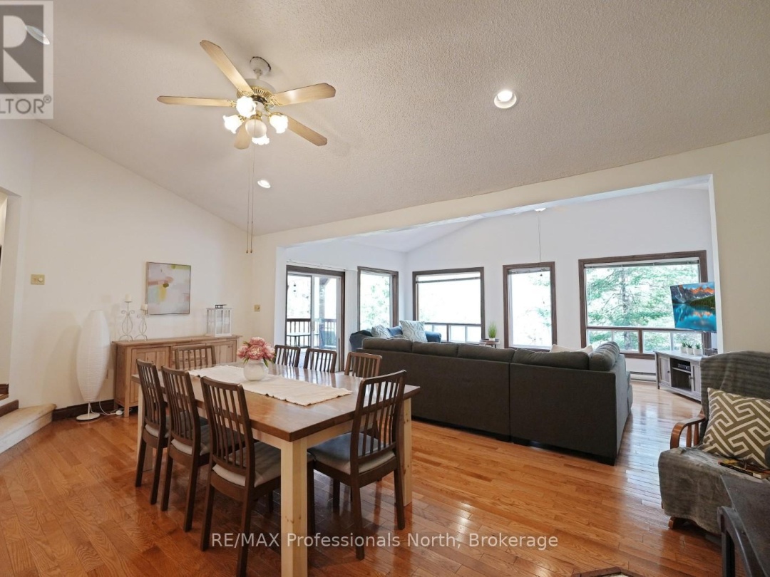 1039 Mink Road, Long Lake