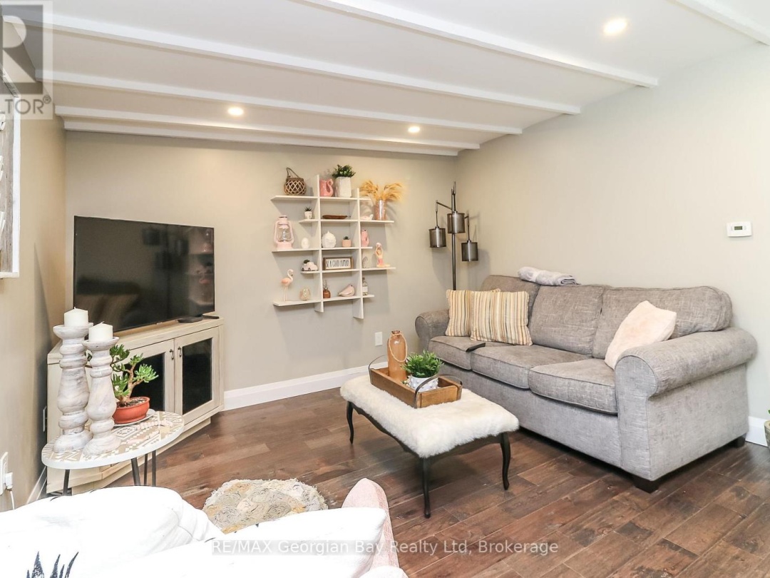 30 ORIOLE STREET, 