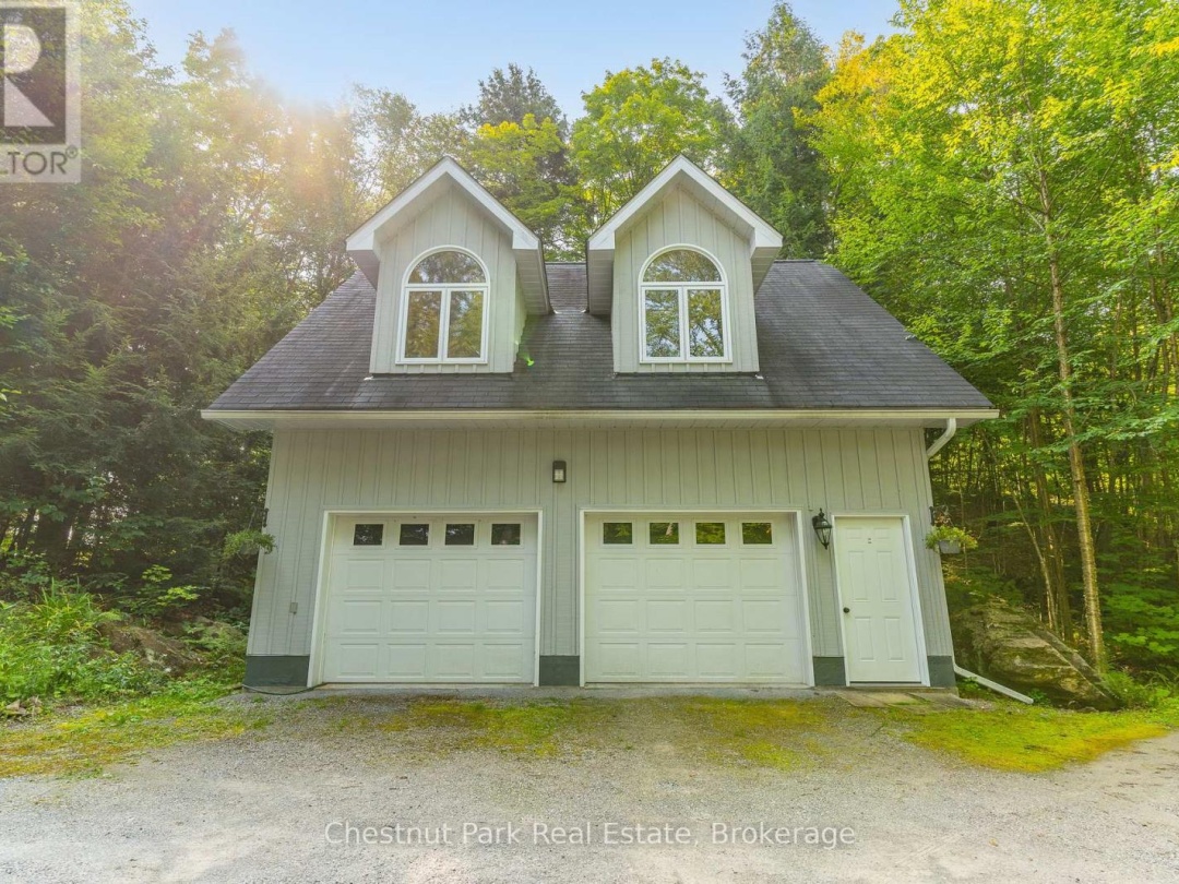 1669 NEWTON STREET, Redstone Lake