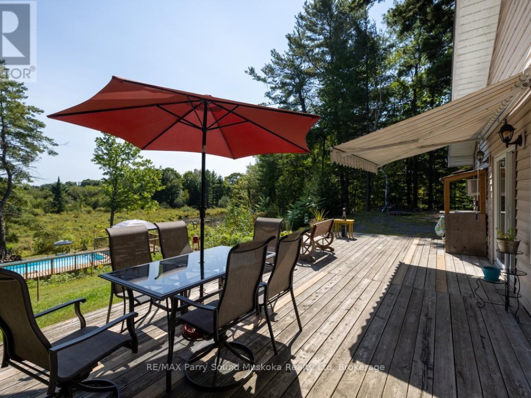 7 Blackstone Lake Road, Blackstone Lake