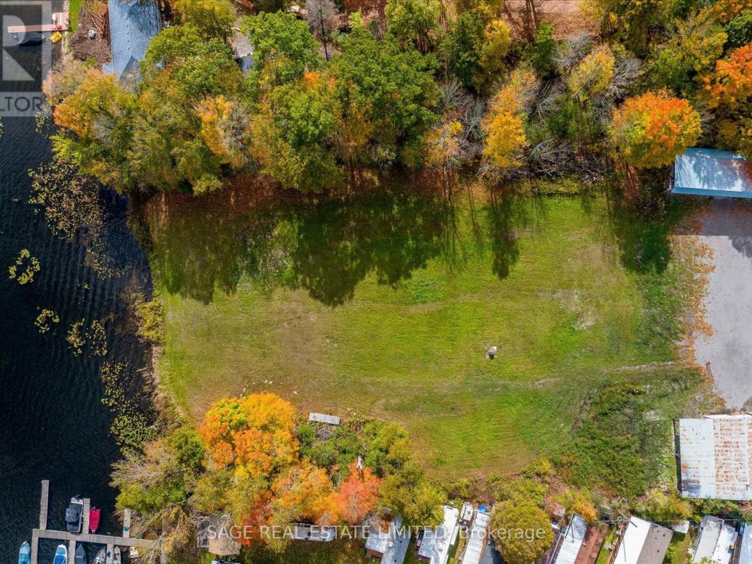 510 County Road 36, Pigeon Lake