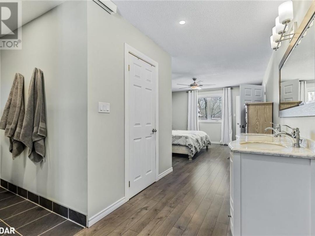 5810 Lowanda Lane, Sebright