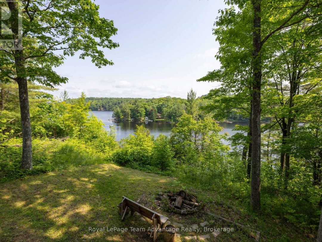 25 LIMBERT LANE N, 