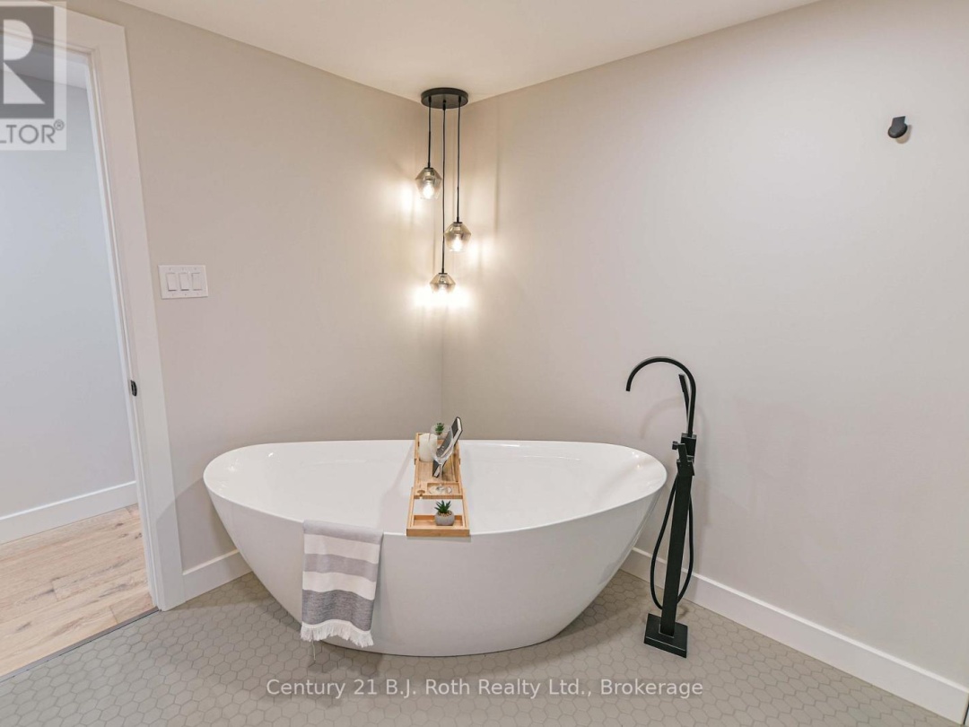 691 SOUTH WASEOSA LAKE ROAD, 