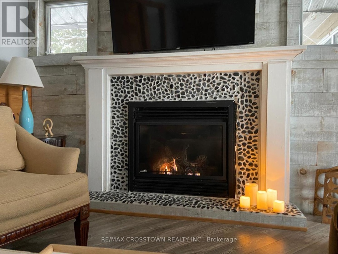 4705 Anderson Avenue, Lake Simcoe