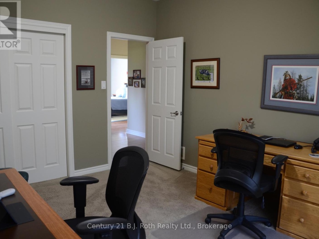 1057 Hurlwood Lane Lane, Severn