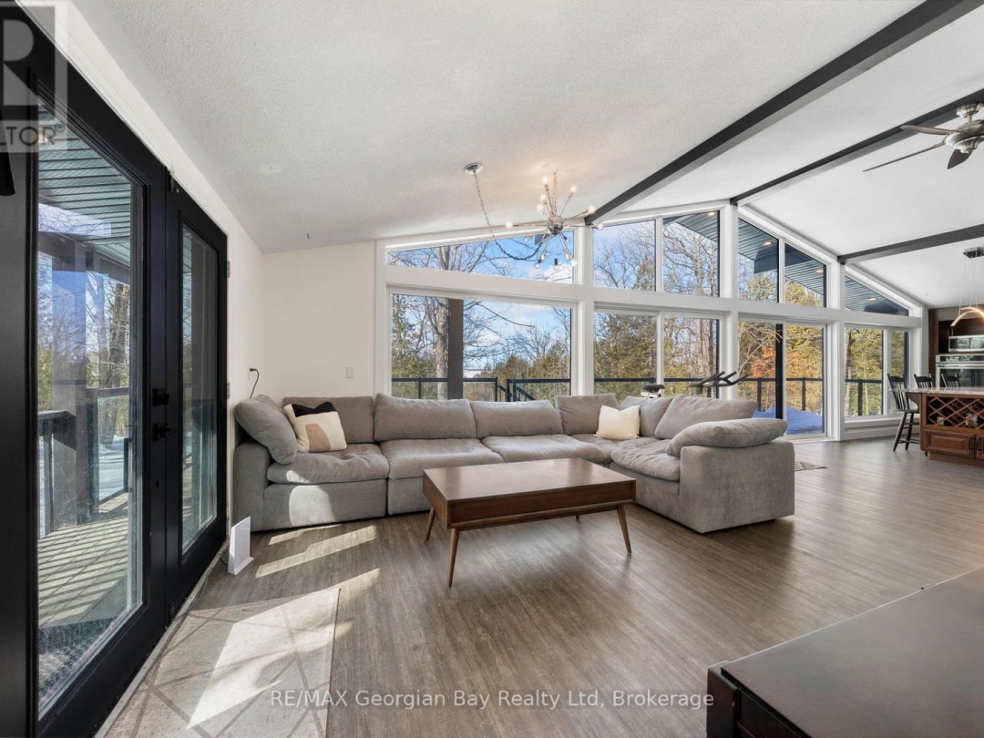 1745 TWIN OAKS CRESCENT, Matchedash 