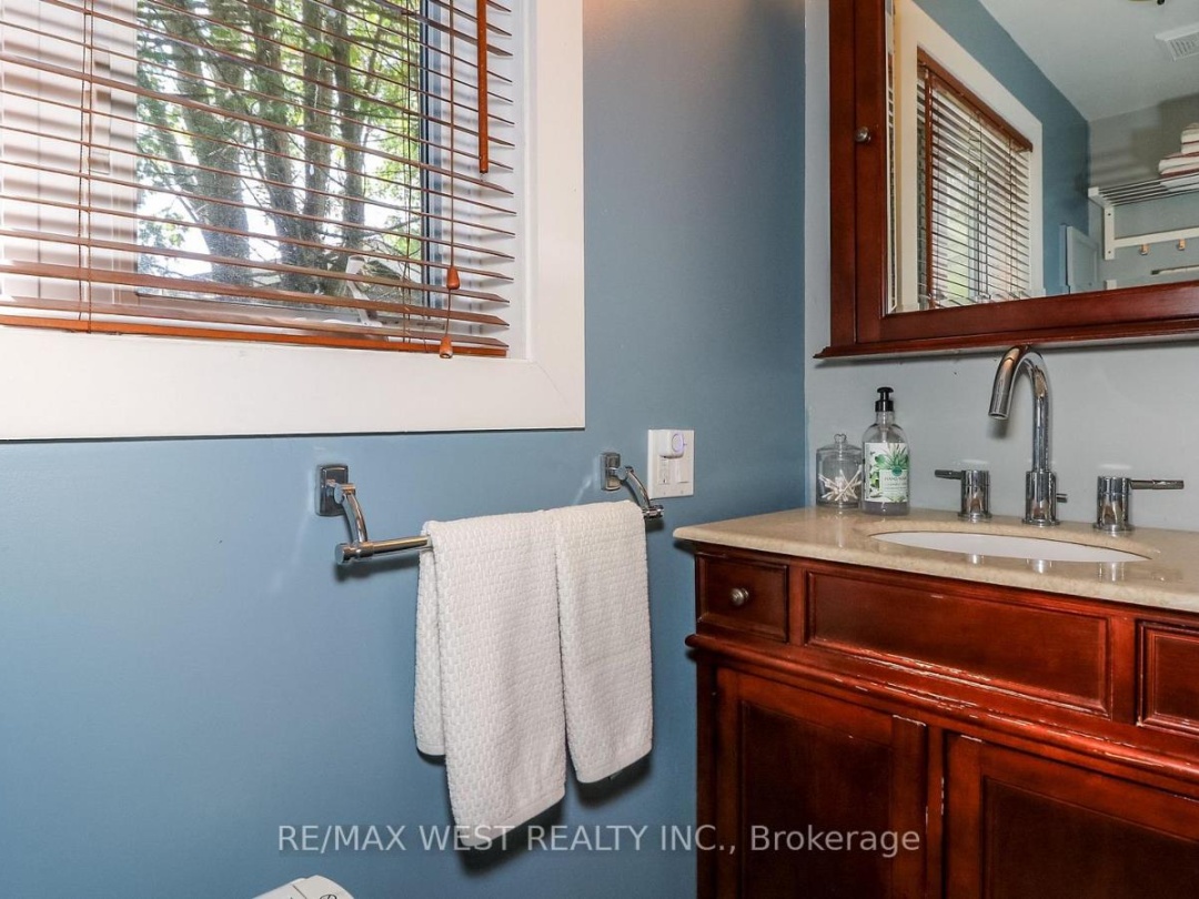 3756 GLENREST DRIVE, 