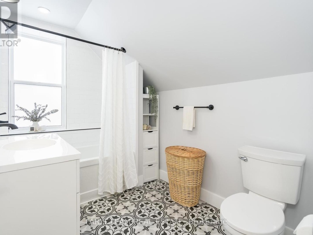 9564 HIGHWAY 12, Oro-Medonte