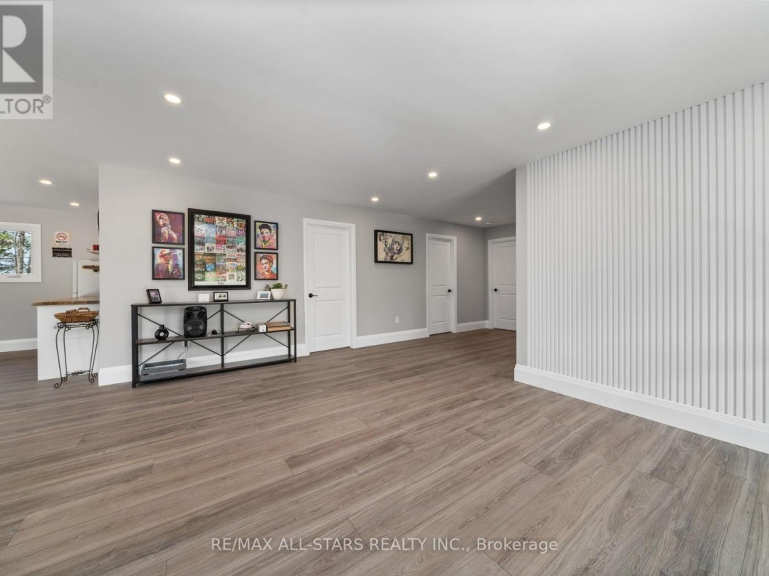 15 BERRY LANE, 