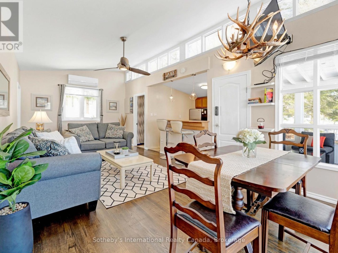 1028 Hillcrest Lane, Halls Lake
