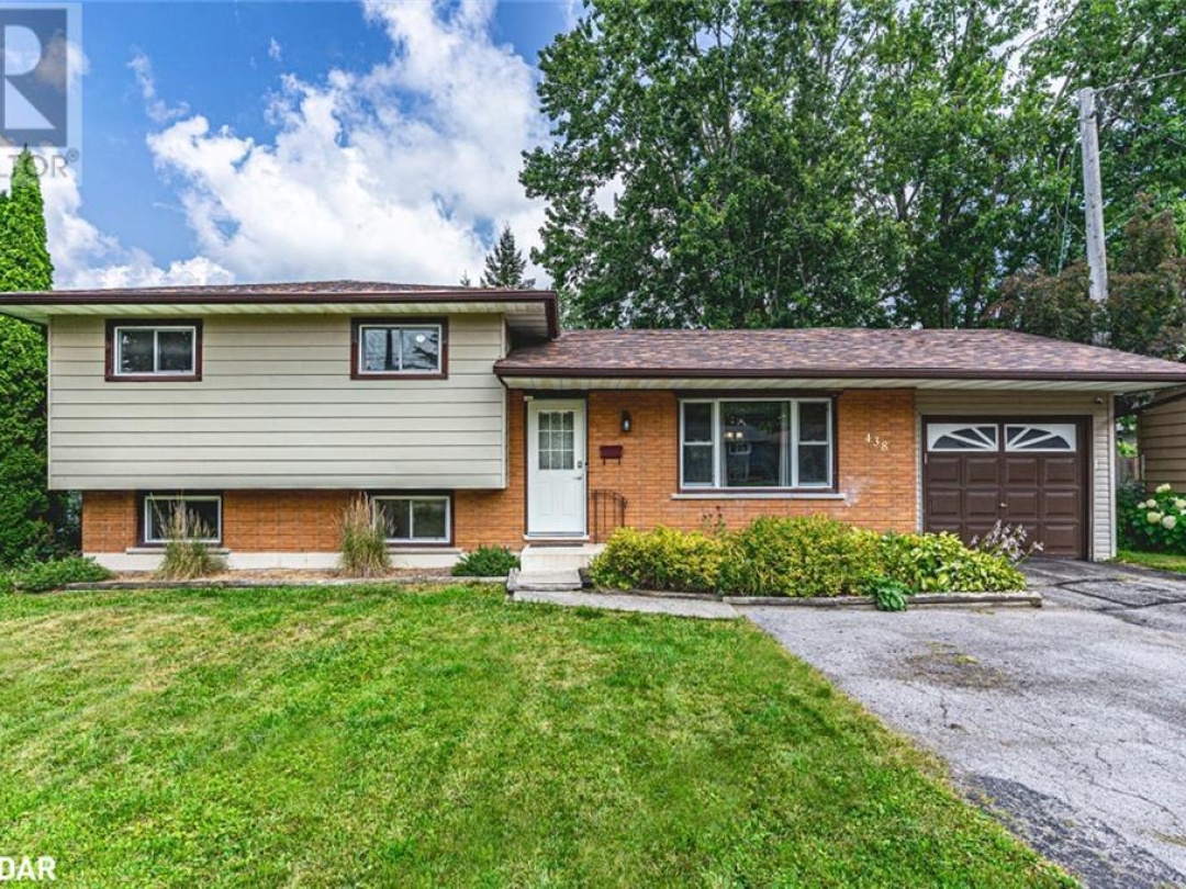 438 FOREST Avenue S, 