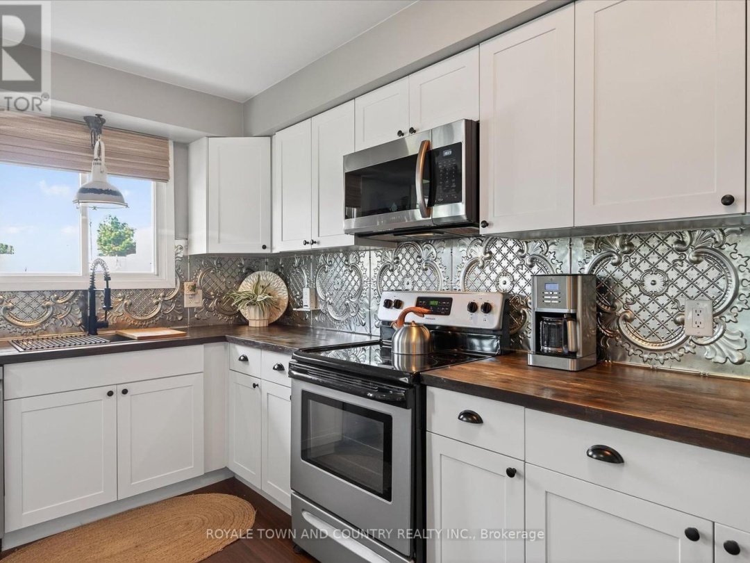 34 WILLIAM STREET, 