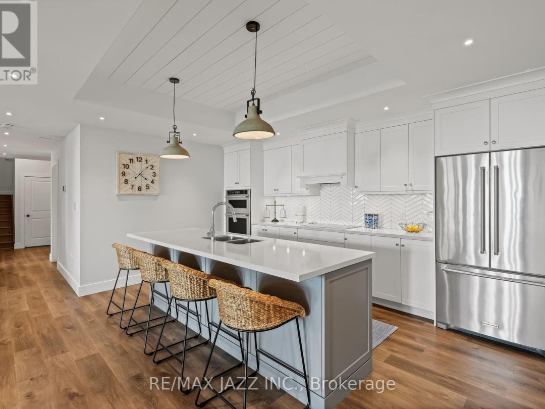 48 PLEASANT VIEW CRESCENT, 