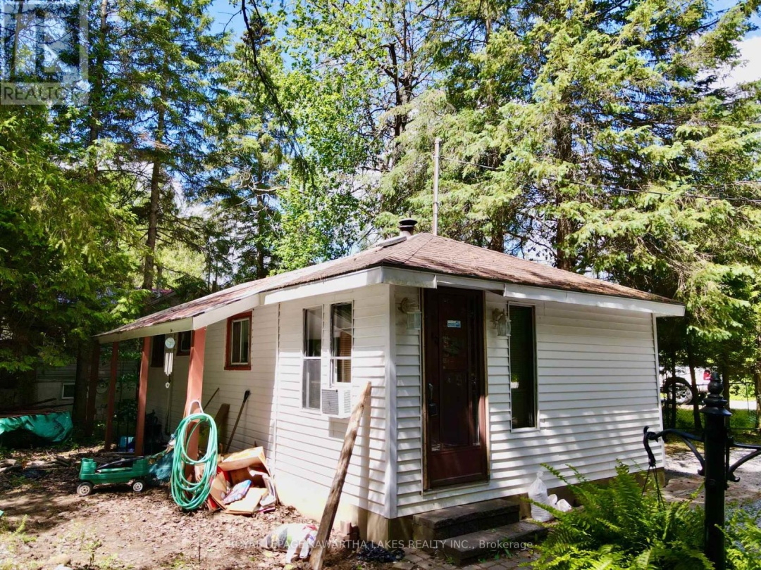 81 Mcguire Beach Road, Trent-severn Waterway