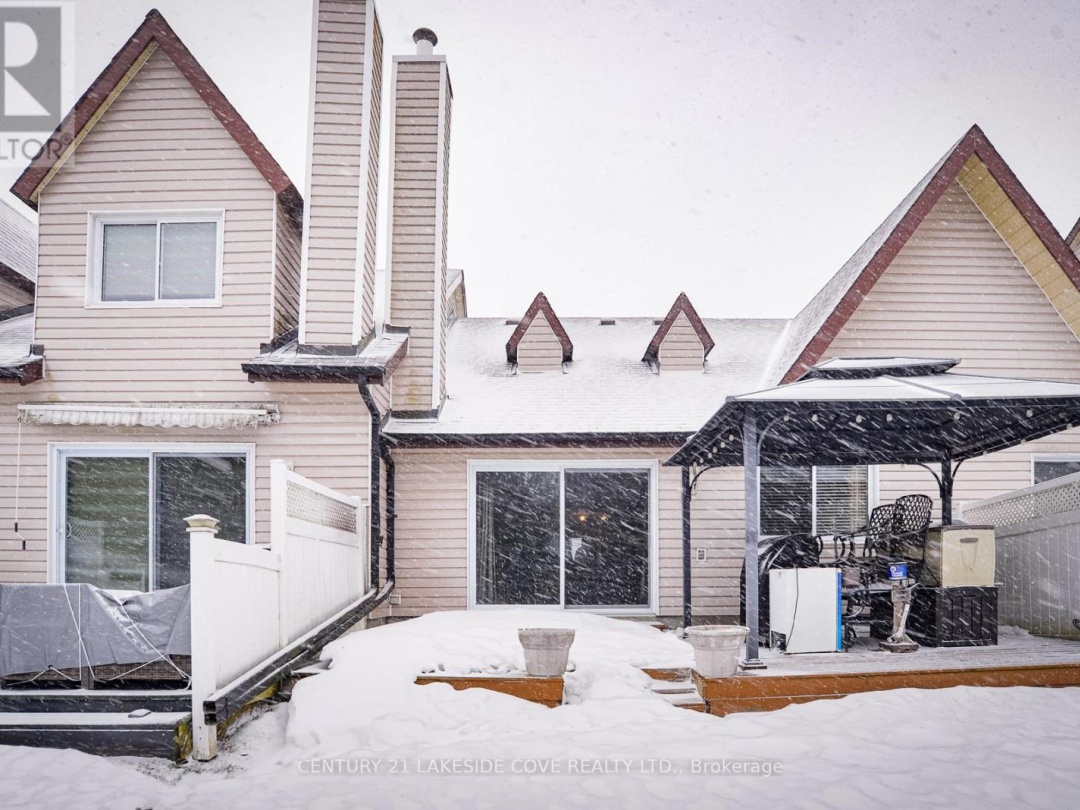 15 - 71 LAGUNA PARKWAY, Lake Simcoe