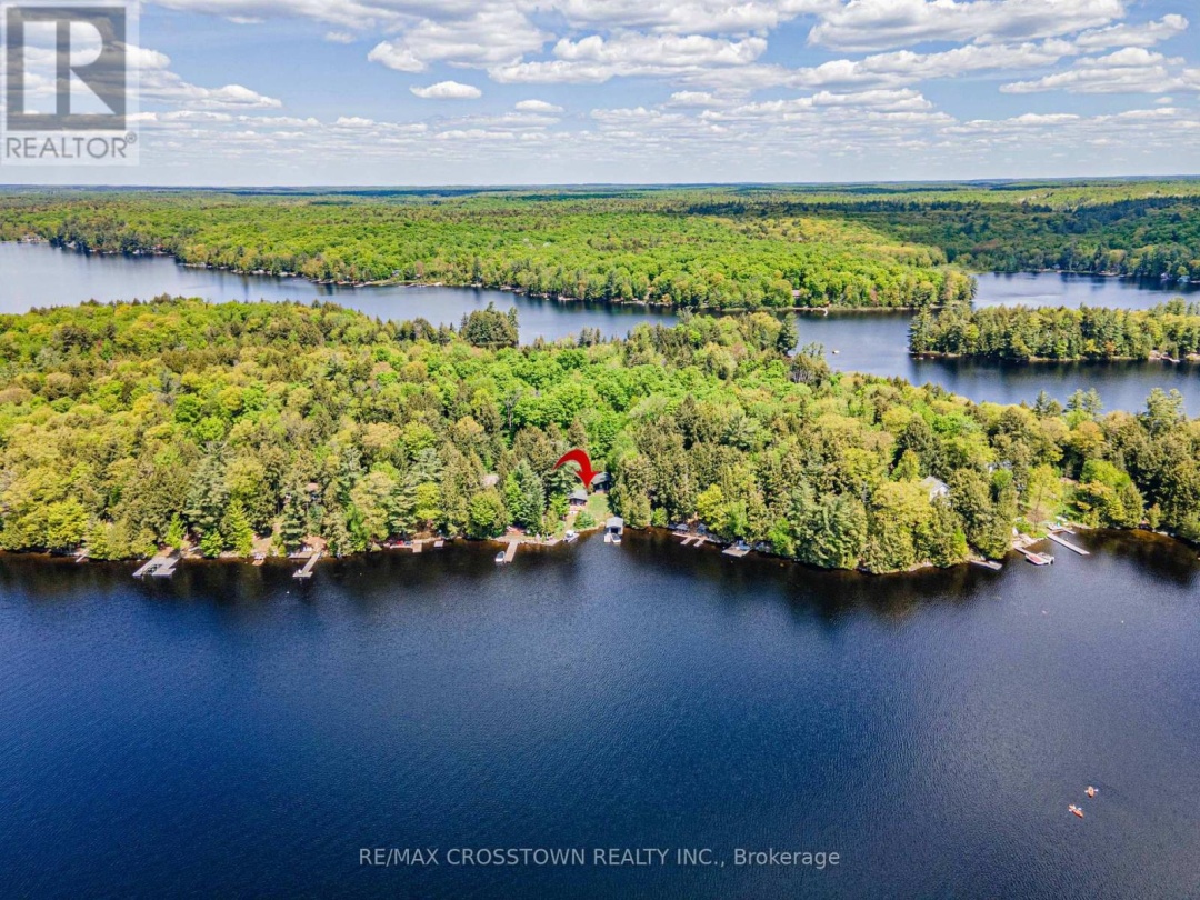 228 Macbeth Island, Wood Lake