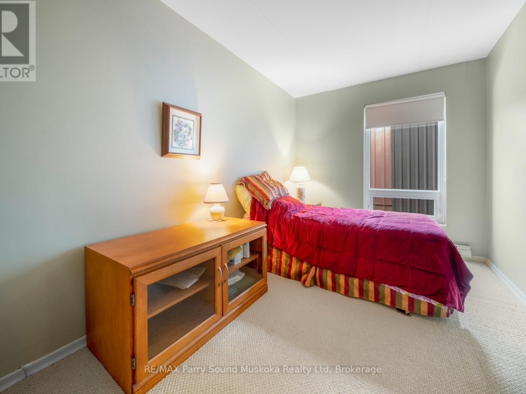 205 100 Beaconview Heights, Parry Sound