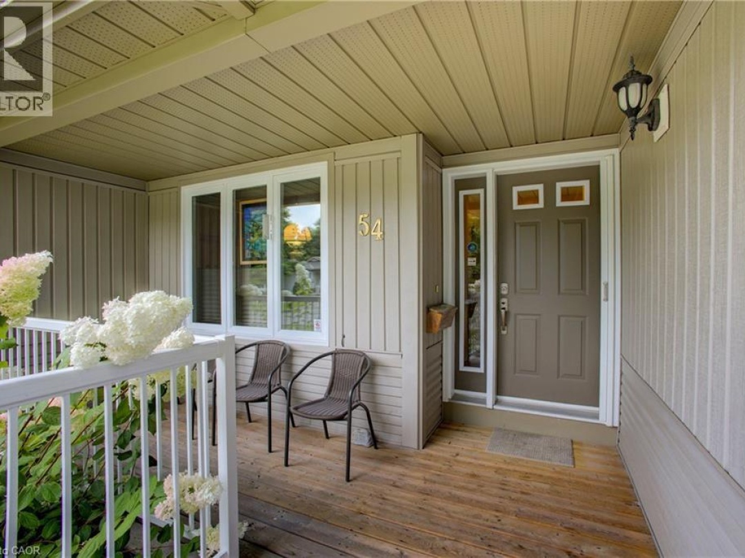 54 SPRINGWOOD Crescent, 