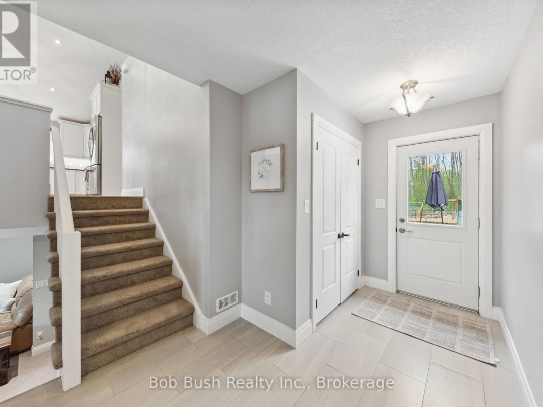 4 Davis Drive, Georgian Bay