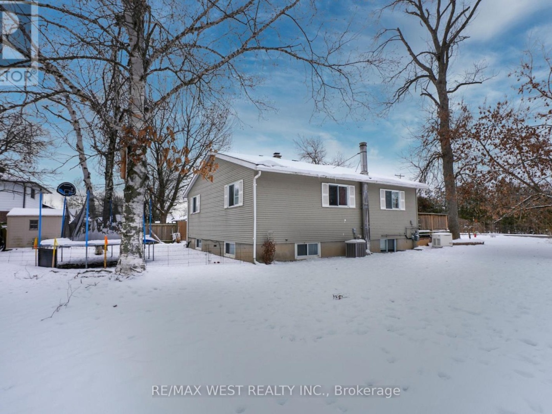 408 COUCHICHING POINT ROAD, 