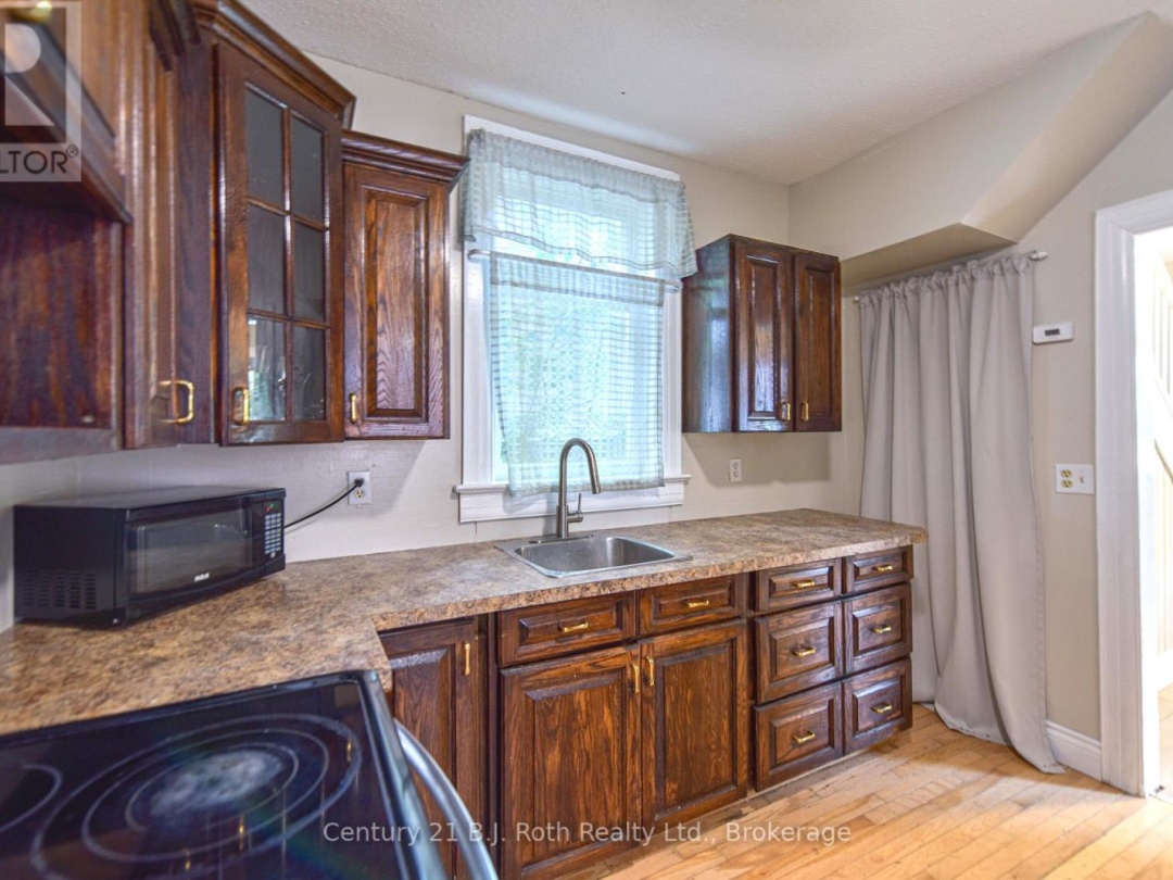 235 Harvey Street, Orillia