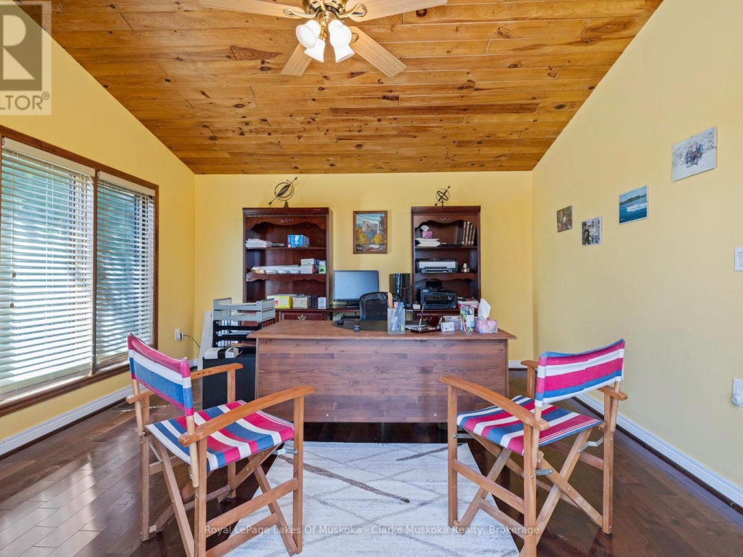 104 POINTS OF VIEW ROAD, 