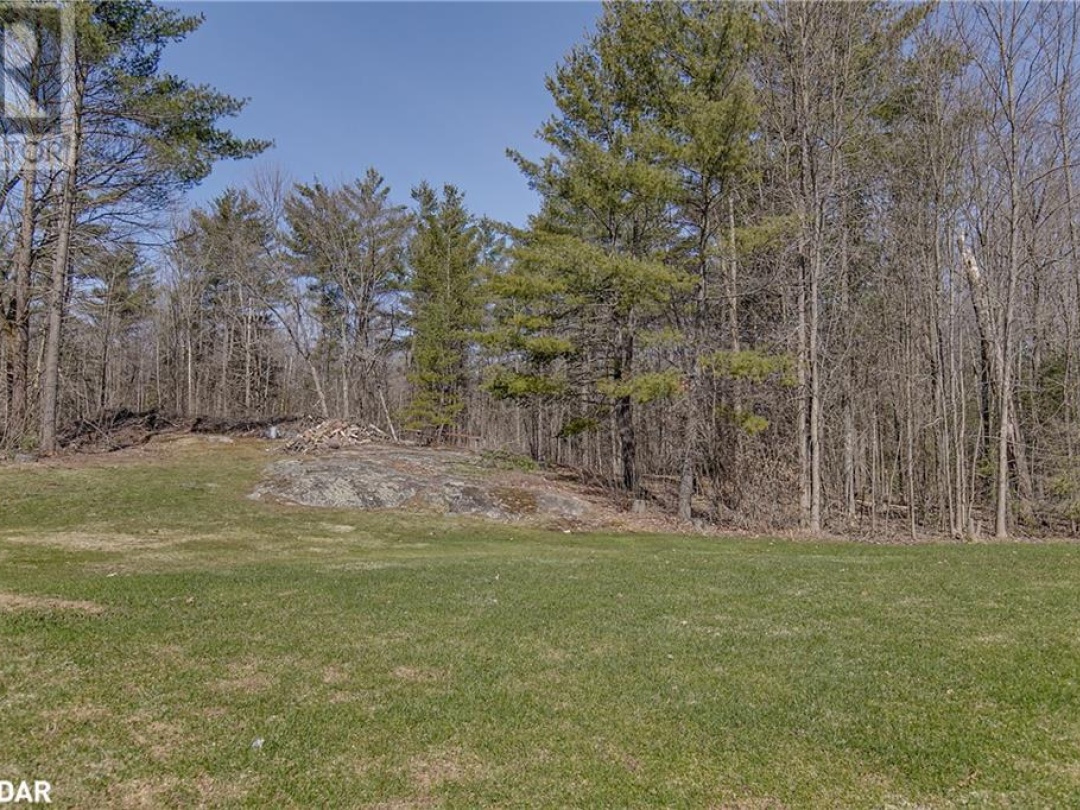 1572 Laughlin Falls Road, Coldwater