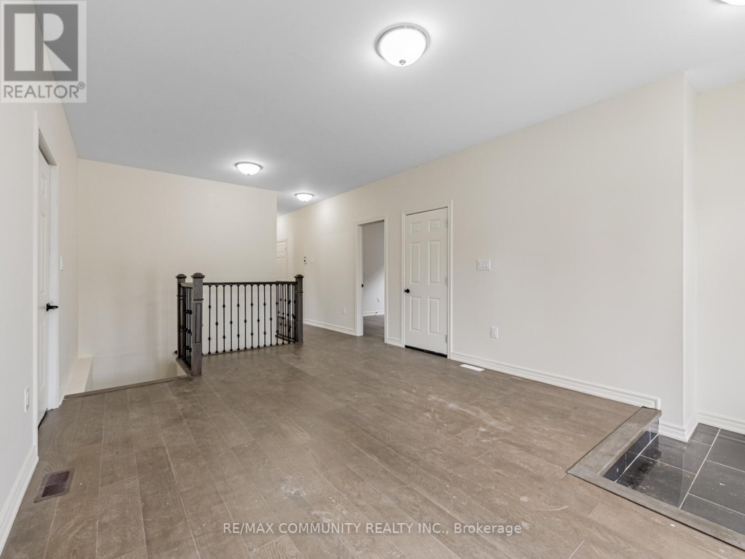 506 SIMCOE STREET, 