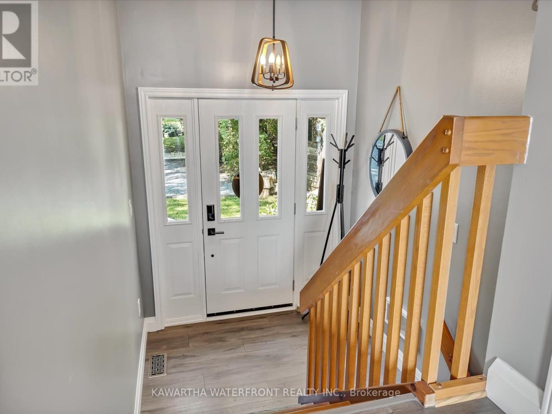 62 Betty's Bay Road, Sturgeon Lake
