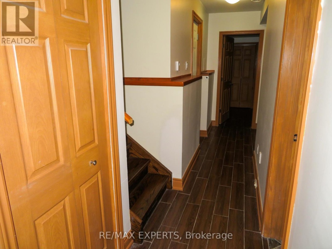 3771 HARRY'S LANE, 