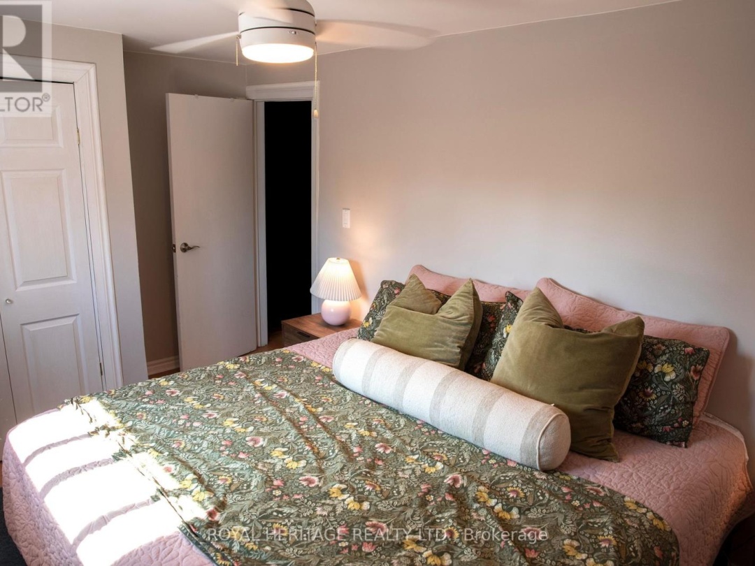 17011 SIMCOE STREET, 