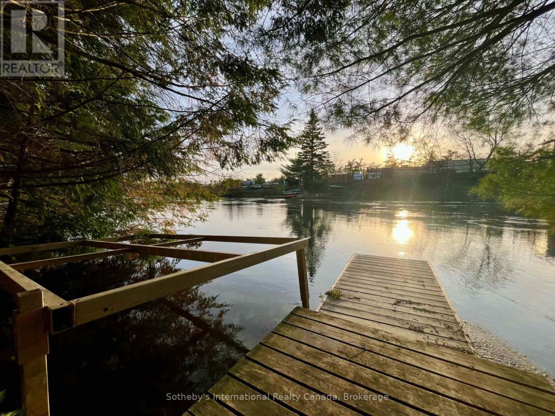 49 Southbank Drive, Lake Muskoka