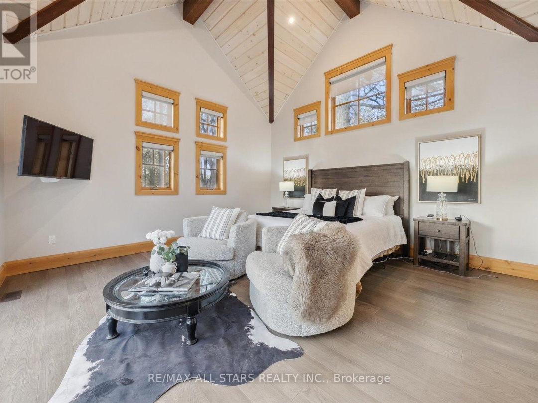 27440 Cedarhurst Beach Road, Lake Simcoe
