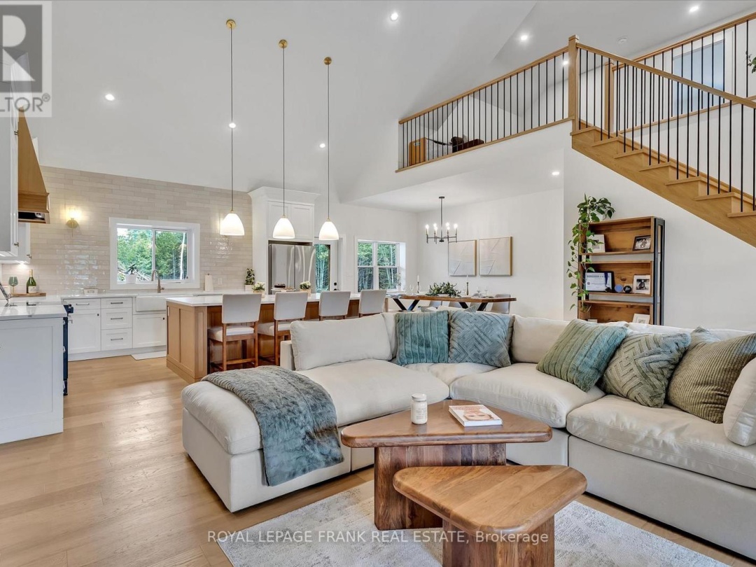 652 County Road 49, Trent Lakes