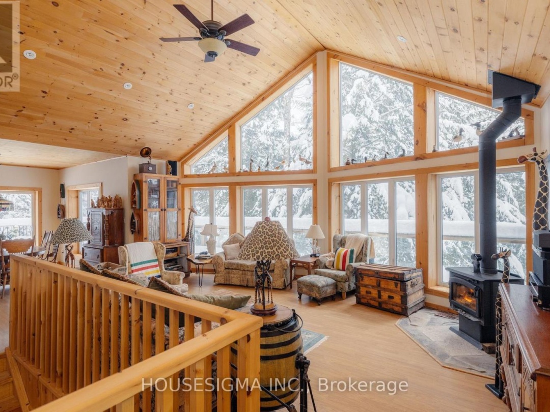 1208 Minnow Drive, Kennisis Lake