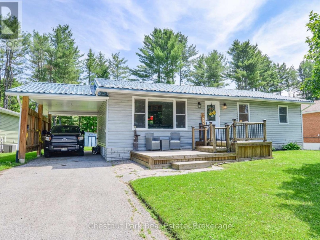 4 PINEWOOD DRIVE, 