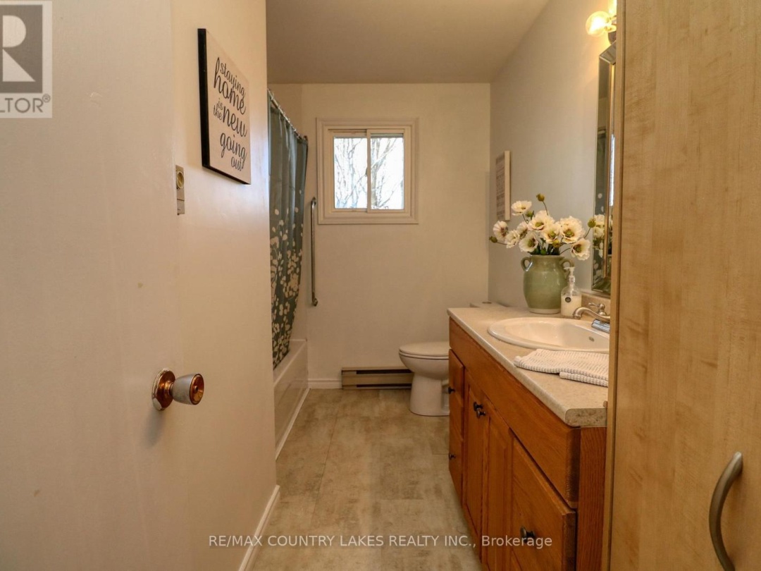 2899 GEORGINA DRIVE,