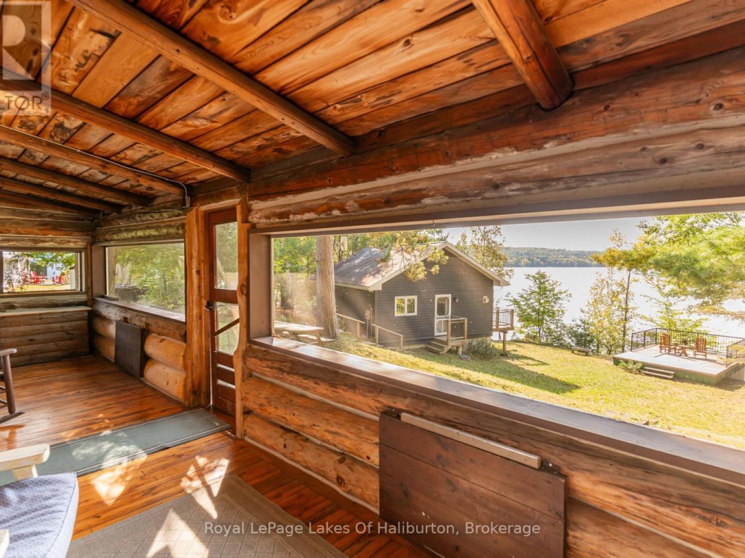 1070 Frank's Lane, Maple Lake