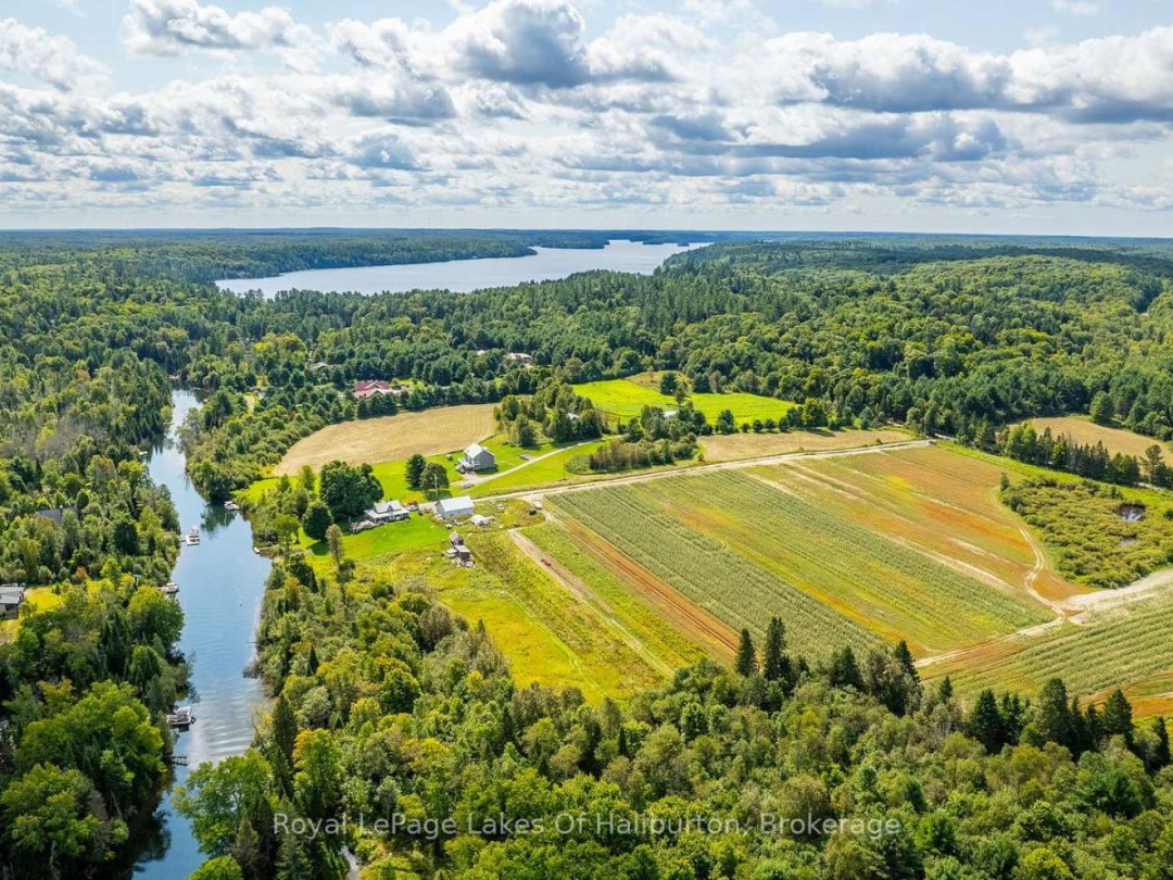 1117 Mistivale Road, Gull Lake