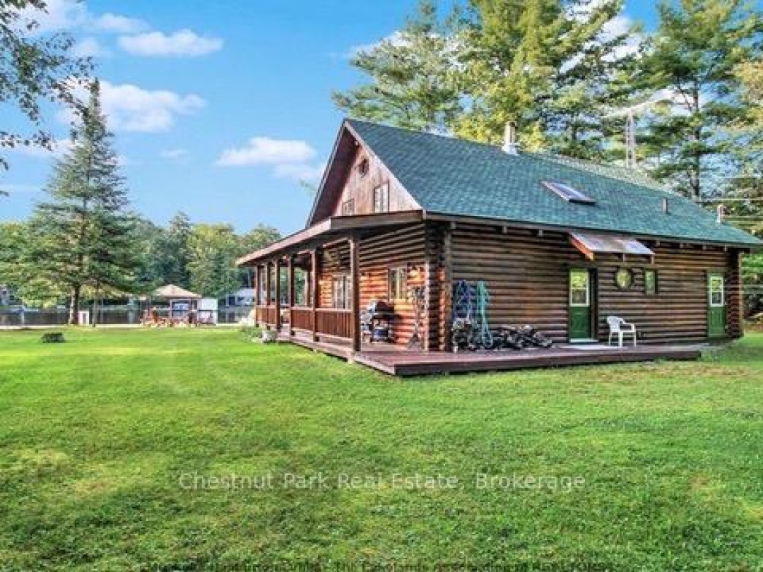 30 MCVITTIE ISLAND, Lake Muskoka