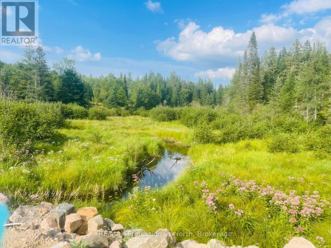 1086 STOTHART CREEK ROAD, 