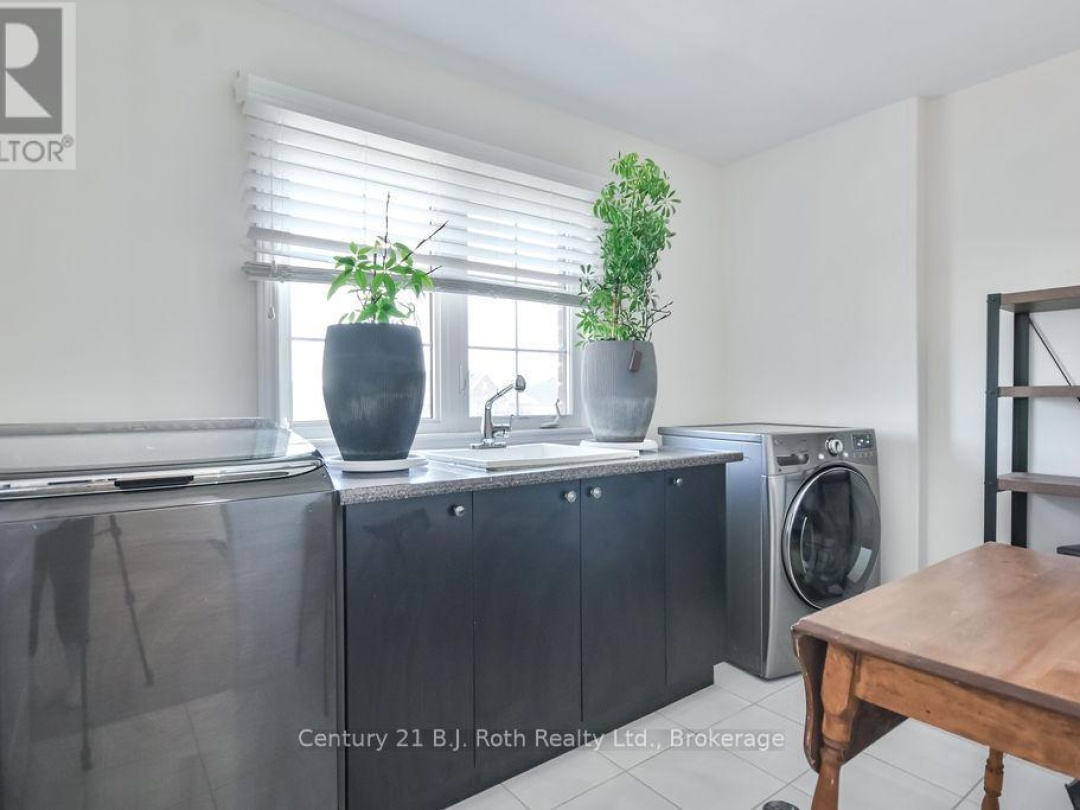 3040 ORION BOULEVARD, Orillia