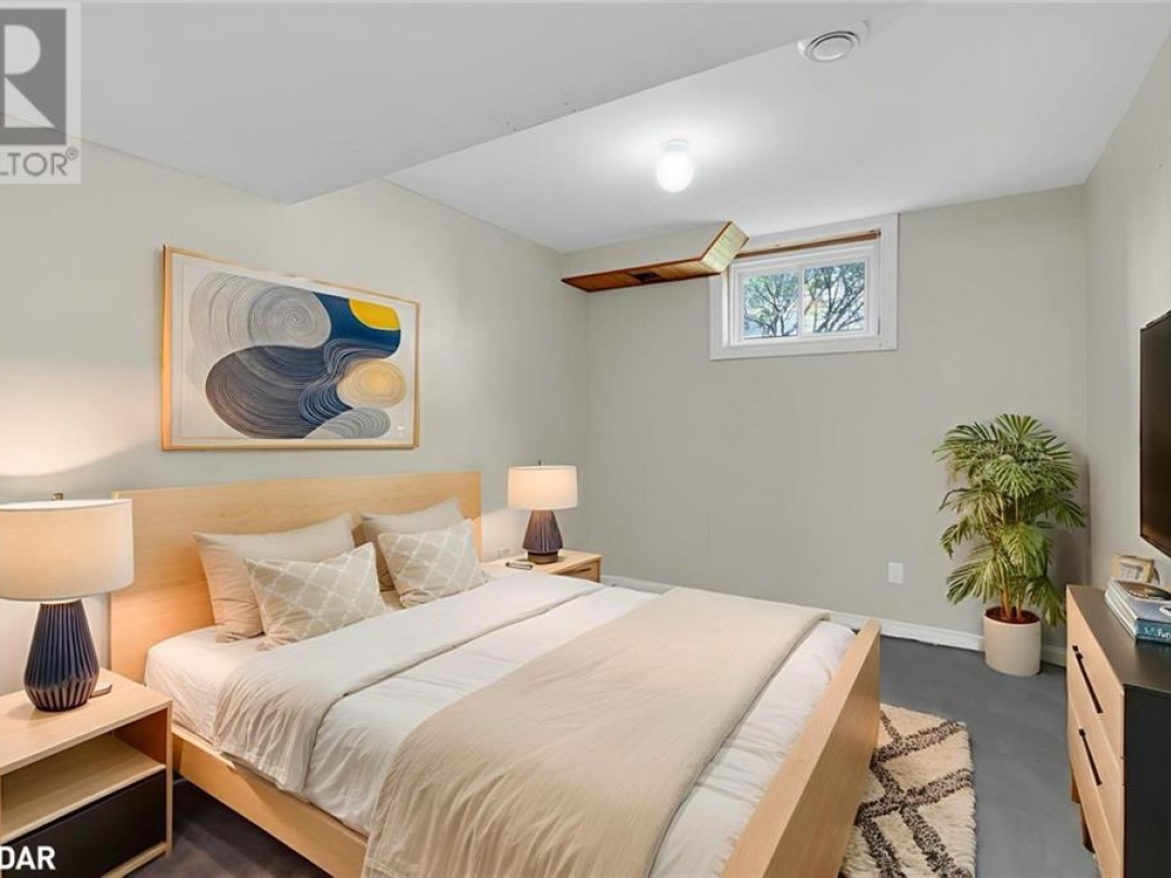 30 GEORGIAS Walk, 