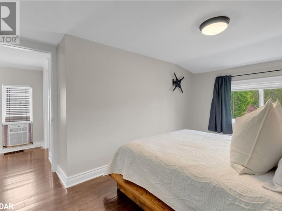 208 ELMER Park, 