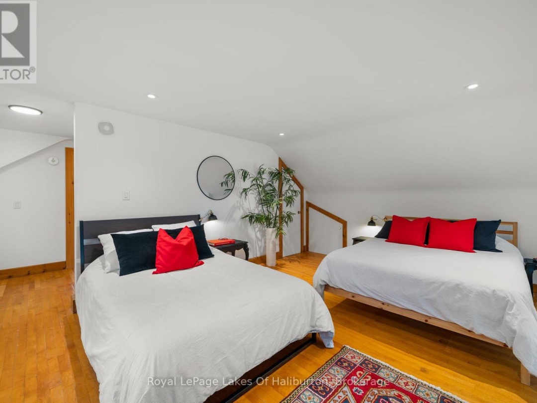 1073 GRASS LAKE ROAD, 