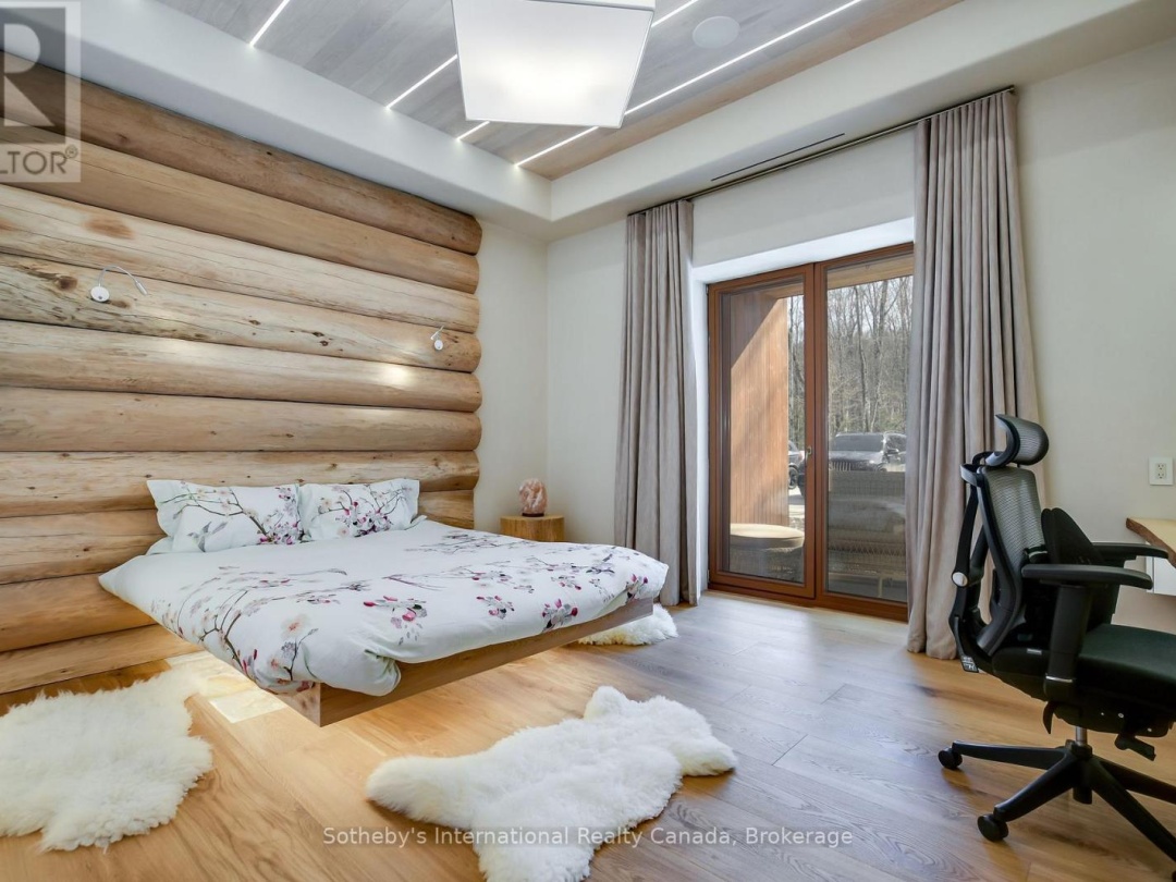 1739 Trapper's Trail Road, Miskwabi Lake